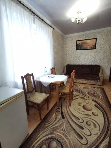 Posezení v ubytování Monte-Kristo Hotel
