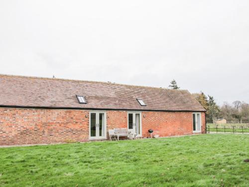 Tree House Barn – Photos 3