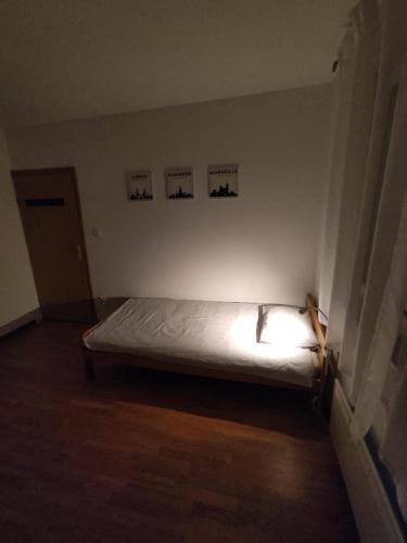 Postel nebo postele na pokoji v ubytování Cosy Room Zagreb