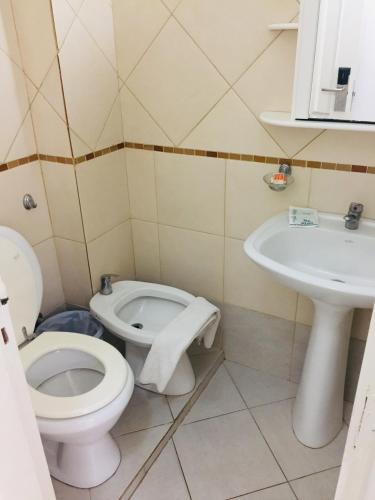 Ένα μπάνιο στο San Remo Punta Hotel