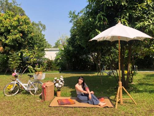 Un jardín fuera de BaanSuanklaiKlungBangkrachao บ้านสวนใกล้กรุงบางกะเจ้า