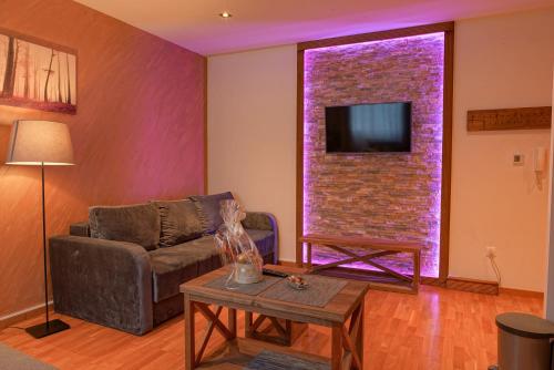 Χώρος καθιστικού στο FeelSTONE apartmani Brzeće