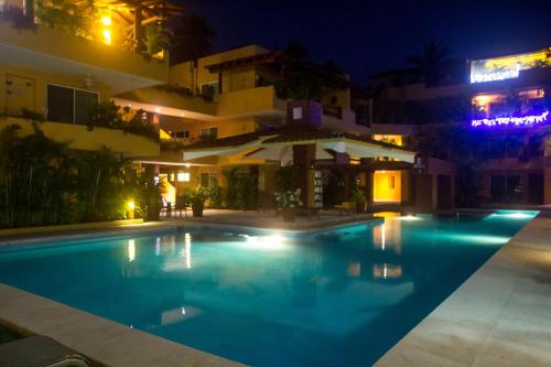 Bazén v ubytování Los Mangos nebo v jeho okolí