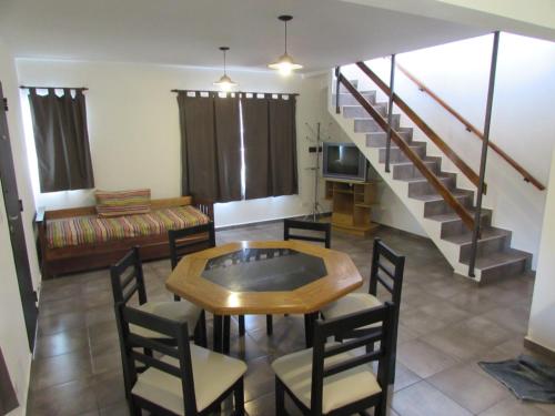 Ein Sitzbereich in der Unterkunft Duplex Alto El Espinillo