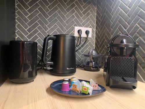 Set per la preparazione di tè e caffè presso Le Phocéen : T4 balcon vue Vieux-Port