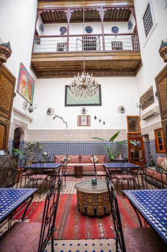 Restaurace v ubytování Riad Dar Tahri & SPA