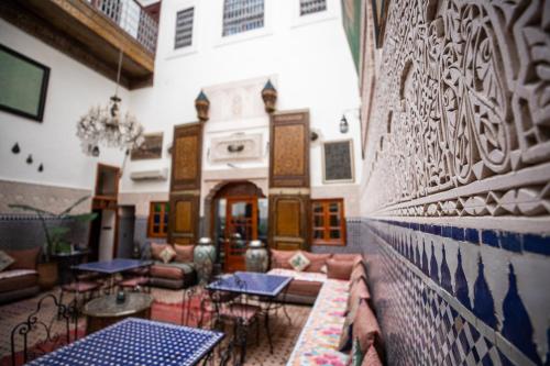 Posezení v ubytování Riad Dar Tahri & SPA