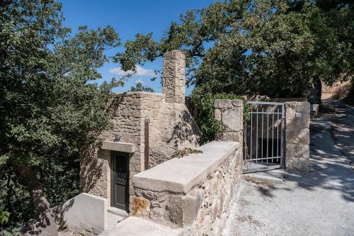 Gambar di galeri bagi Velanis Ηouse, style into nature - secluded di Kissamos
