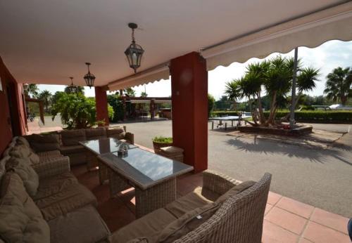 Private Estate for Groups Pool and Sports
