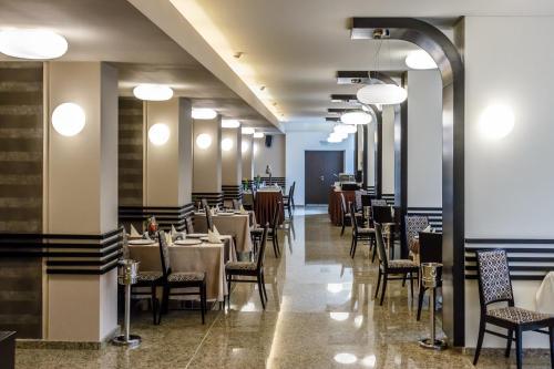 Restoranas ar kita vieta pavalgyti apgyvendinimo įstaigoje Hotel O3zone