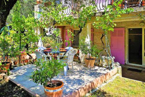 Φωτογραφία από το άλμπουμ του Villa charmante à Fayence avec piscine privée σε Fayence