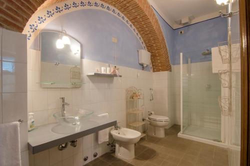 Bagno di 12 bedrooms mansion with city view private pool and enclosed garden at Cortona