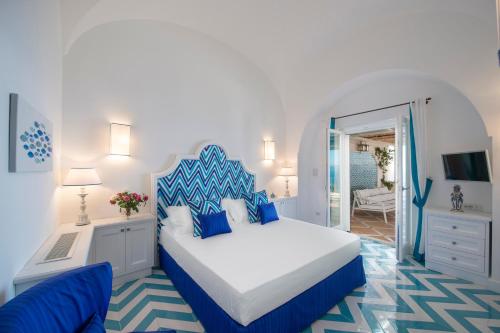 เตียงในห้องที่ Villa Milù
