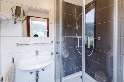 Koupelna v ubytování Gästehaus Sandvoss