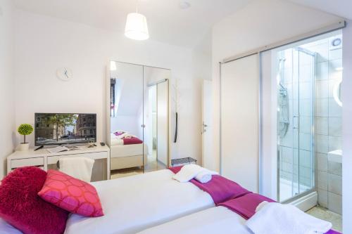 Duplex Apartment Kvaternik Square