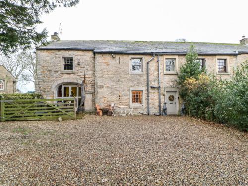 2 The Coach House