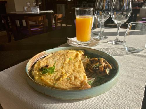 Jídlo v hotelu nebo okolí