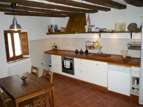 Nhà bếp/bếp nhỏ tại Elegant Villa in Villa de Ves with Private Pool