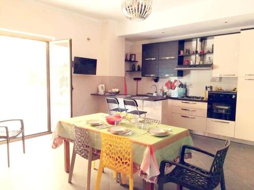 Plano de 3 bedrooms appartement at Marina di Gioiosa Ionica 700 m away from the beach with furnished terrace