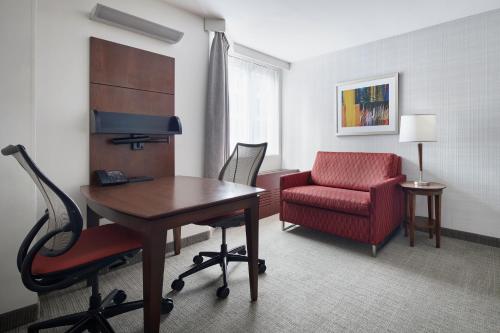 Club Quarters Hotel Embarcadero, San Francisco Image