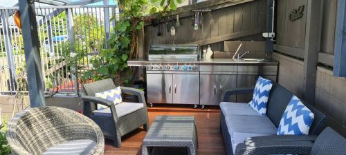 A cozinha ou cozinha compacta de Coronet View Apartments Queenstown