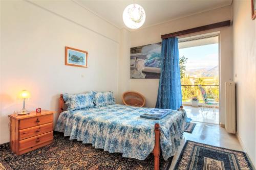 Bright comfy flat near the beach & the city center