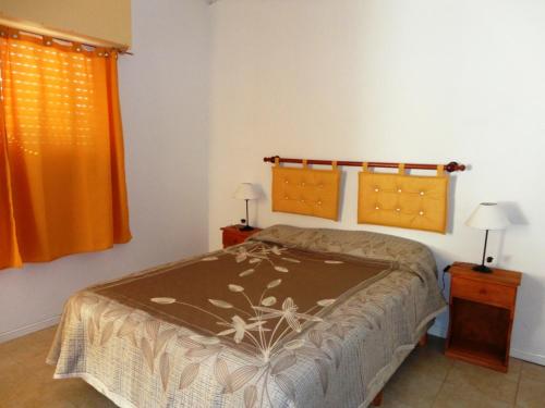 Voodi või voodid majutusasutuse Las Casuarinas Claromeco toas