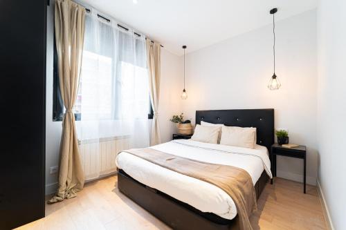 EdSam Madrid Apartments Black