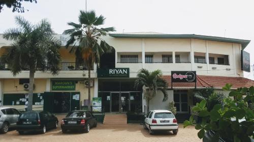 Bangunan di mana terletaknya apartmen