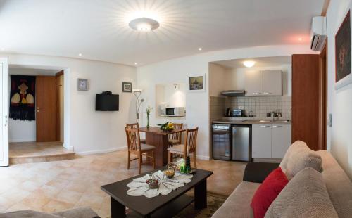 Apartment Ana