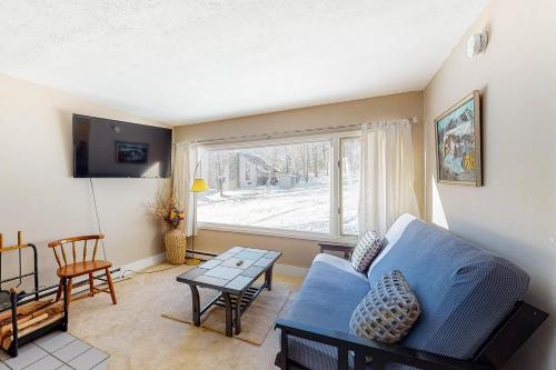 Gallery image of Trailside Retreat in Warren