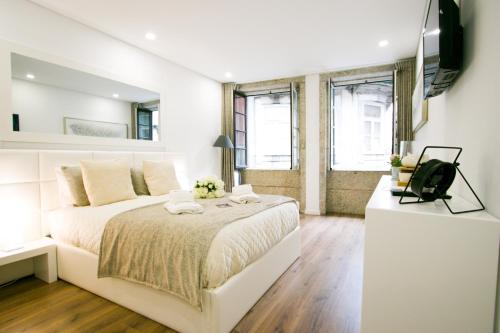 Ліжко або ліжка в номері Bruval Premium Apartments - Sé Porto