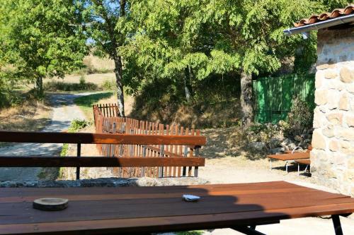 Fotografie z fotogalerie ubytování Maison charmante à Saint-Basile avec jardin et terrasse v destinaci Saint-Basile