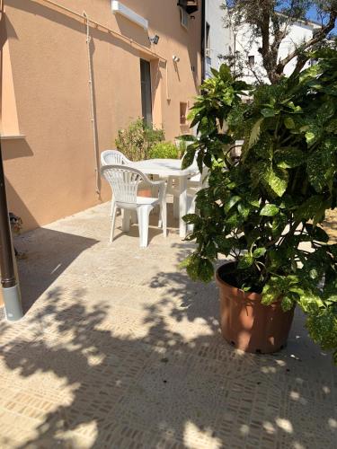 Κήπος έξω από το Cozy house in Chieti with private garden