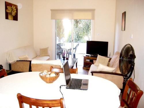 Gallery image of 2 bedrooms appartement with shared pool and wifi at Mandria 1 km away from the beach in Mandria