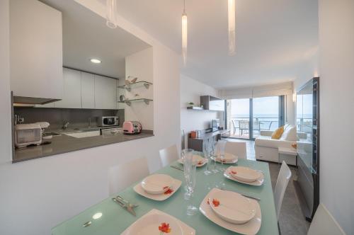 Apartment Alba, LEscala – Precios actualizados 2022