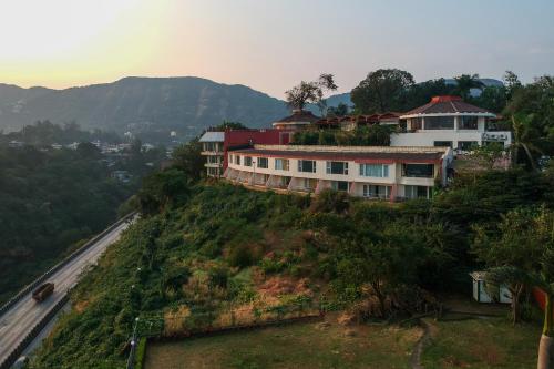 The Dukes Retreat dari pandangan mata burung