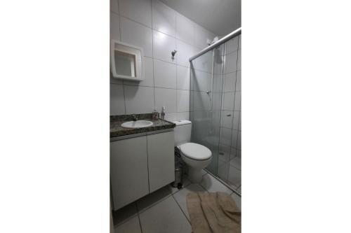 Ένα μπάνιο στο Apto. 1 dormitório no Edf. Manhattan home service 605