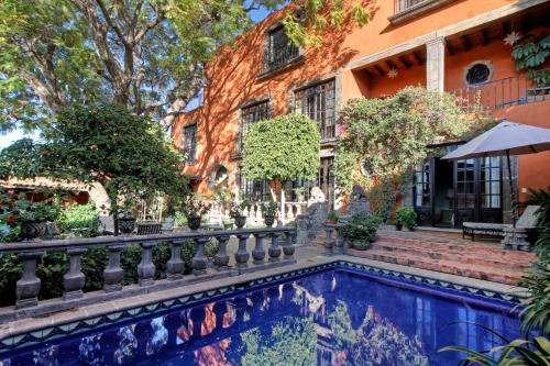 Kolam renang di atau dekat dengan Casa Schuck Boutique Hotel