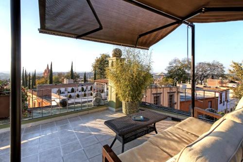 Balkoni atau teres di Casa Schuck Boutique Hotel