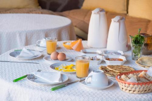 Cibo presso il riad o nelle vicinanze