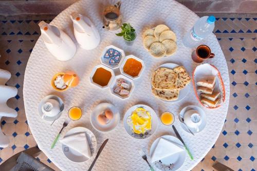 Cibo presso il riad o nelle vicinanze