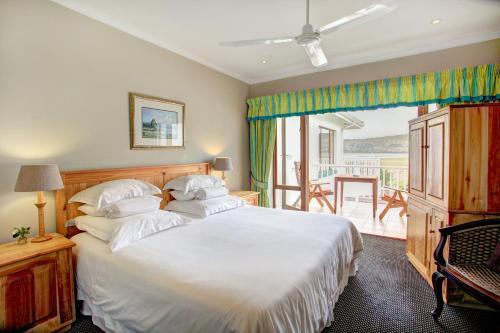 Katil atau katil-katil dalam bilik di Waterfront Lodge