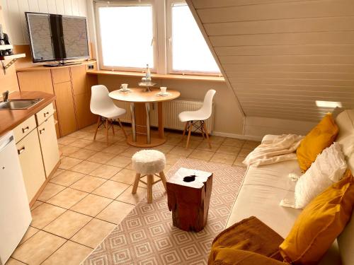 Dapur atau dapur kecil di Ferienwohnung Bornheim