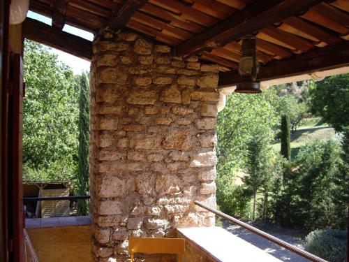 Un balcón o terraza en La bastide de Mauragne - Gîte les Iris