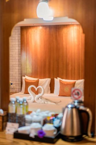 Příslušenství pro přípravu čaje a kávy v ubytování Phi Phi Anita Resort