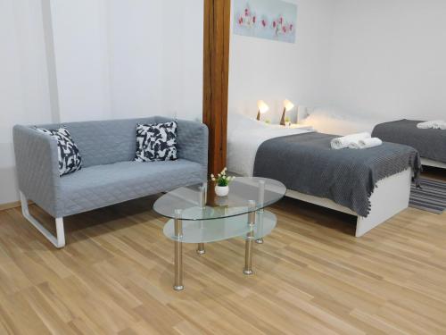 Postel nebo postele na pokoji v ubytování Apartments Mateo