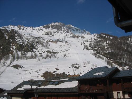 Val-d'Isère - 2 pièces + cabine au pied des pistes en invierno