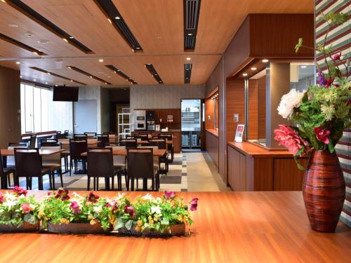 Εστιατόριο ή άλλο μέρος για φαγητό στο Dormy Inn Osaka Tanimachi