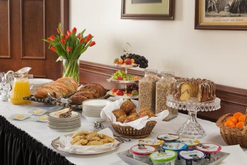 Opções de café da manhã disponíveis para hóspedes em Saratoga Arms